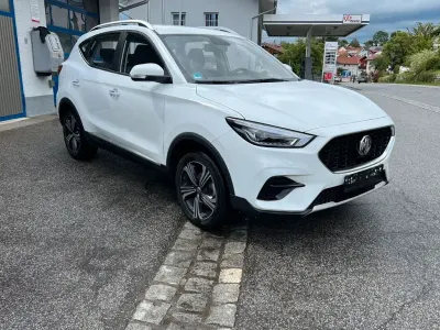 Gebraucht MG ZS Comfort 106 PS (77 kW) 2023 Weiß SUV