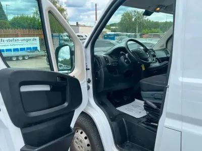 Gebraucht Opel Movano 140 PS (102 kW) 2022 Weiß Van