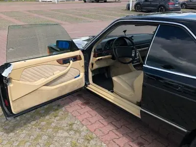 Gebraucht Mercedes 560 279 PS (205 kW) 1989 Schwarz Coupé