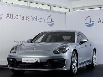 Porsche Panamera 4