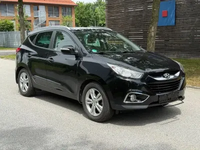 Gebraucht Hyundai ix35 Premium 163 PS (119 kW) 2013 Schwarz SUV