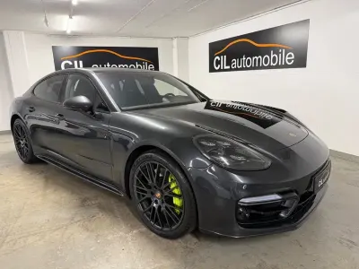 Gebraucht Porsche Panamera 441 PS (324 kW) 2021 Schwarz Kleinwagen