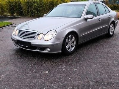 Mercedes E220