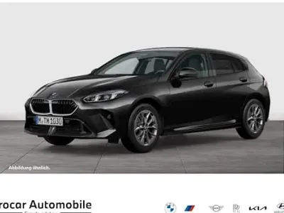 Używany BMW 120 Shadowline 170 KM (125 kW) 2025 Czarny Hatchback