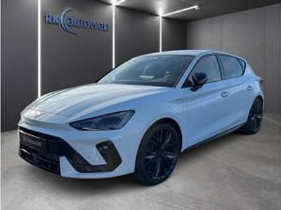 Neu Cupra Leon VZ 272 PS (200 kW) 2025 Weiß ("nevada" weiss) Limousine