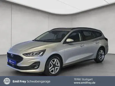 Używany Ford Focus Cool & Connect 125 KM (91 kW) 2022 Srebrny Kombi