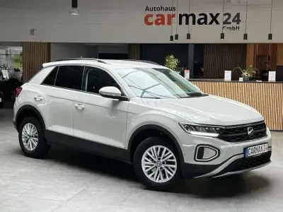 Gebraucht VW T-Roc Life 150 PS (110 kW) 2023 Weiß SUV