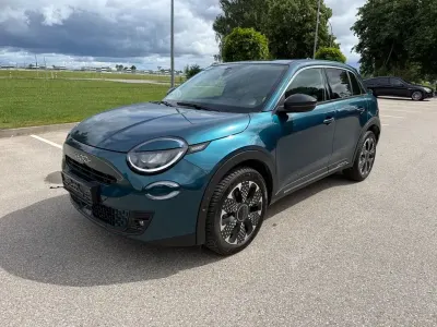 Gebraucht Fiat 600 La Prima 101 PS (74 kW) 2024 Grün SUV