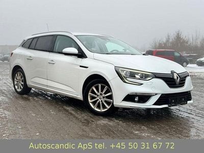 Weiß Gebraucht 2016 Renault Mégane IV Experience Limousine | 6.000 € (Etwas zu teuer)