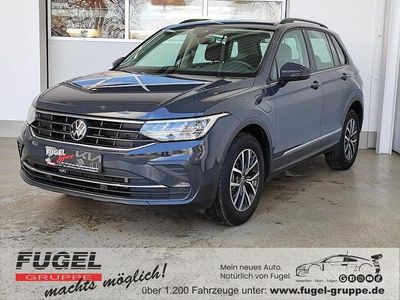 Gebraucht VW Tiguan Life 245 PS (180 kW) 2022 Uranograu SUV