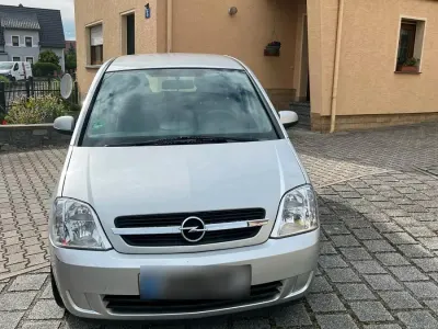 Gebraucht Opel Meriva 90 PS (66 kW) 2003 Van / Kleinbus