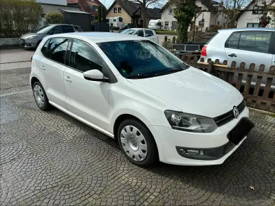 Gebraucht VW Polo 90 PS (66 kW) 2010 Weiß Kleinwagen