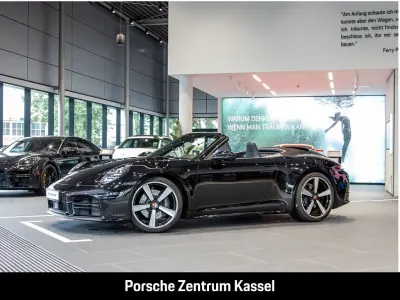 Gebraucht Porsche 911 Carrera Cabriolet 394 PS (289 kW) 2025 Schwarz Cabrio