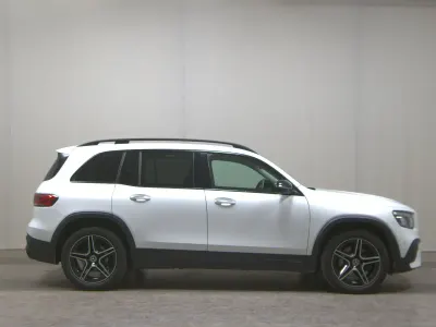 Gebraucht Mercedes GLB200 AMG line 150 PS (110 kW) 2023 Digitalweiß metallic SUV