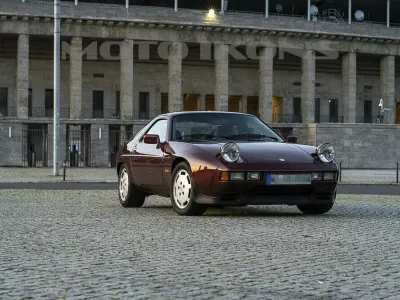 Usata Porsche 928 301 CV (221 kW) 1983 Rosso Coupé