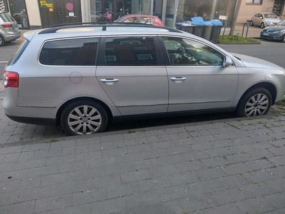 Gebraucht VW Passat 140 PS (102 kW) 2007 Silber Kombi