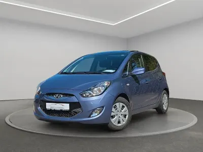 Gebraucht Hyundai ix20 Comfort 90 PS (66 kW) 2011 Blau Kleinwagen