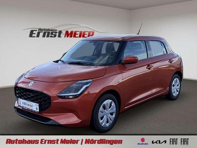 Neu Suzuki Swift Club 83 PS (61 kW) 2025 Flame orange pearl metallic Kleinwagen