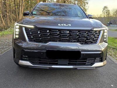 Grau Gebraucht 2025 Kia Sorento Platinum SUV | 54.400 € (Fairer Preis)