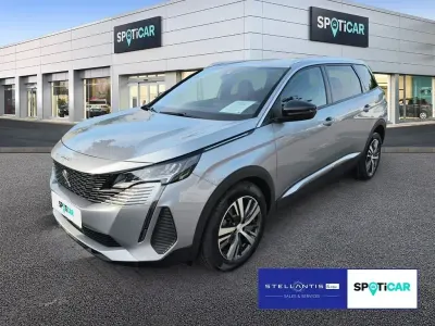 Gebraucht Peugeot 5008 Allure 131 PS (96 kW) 2024 Grau SUV