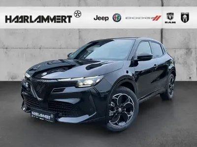 Gebraucht Alfa Romeo Junior 136 PS (100 kW) 2024 Andere farbe SUV