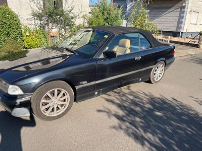BMW 318 Cabriolet