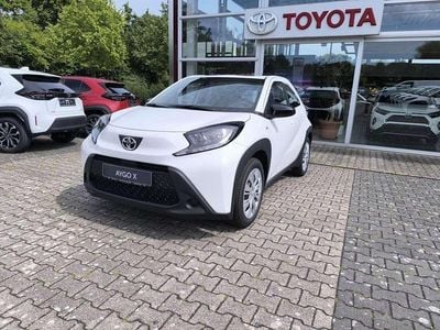 Neu Toyota Aygo X Business Edition 72 PS (52 kW) 2025 Schneeweiß SUV