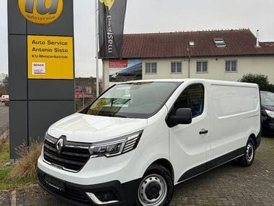 Gebraucht Renault Trafic Komfort 131 PS (96 kW) 2022 Weiß Van / Kleinbus