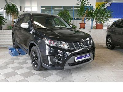 Gebraucht Suzuki Vitara 140 PS (102 kW) 2018 Schwarz SUV