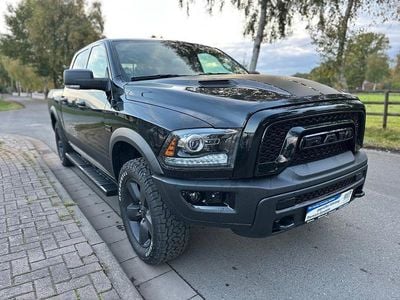 Schwarz Gebraucht 2020 Dodge Ram Abholung | 36.900 € (Guter Preis)