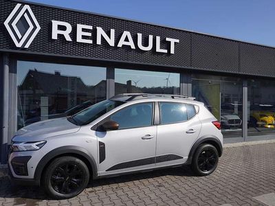 Gebraucht Dacia Sandero Extreme 91 PS (66 kW) 2024 Mondsteingrau Kleinwagen