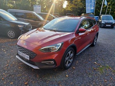Gebraucht Ford Focus Active X 120 PS (88 kW) 2021 Rot Limousine