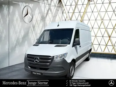 Gebraucht Mercedes Sprinter 170 PS (125 kW) 2025 Weiß Van
