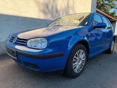 Usata VW Golf IV 75 CV (55 kW) 1998 Blu Utilitaria