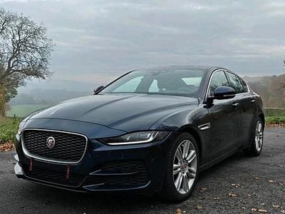 Blau Gebraucht 2020 Jaguar XE SE Limousine | 25.999 € (Fairer Preis)