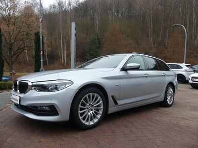 Silber Gebraucht 2018 BMW 520 Sport Line Kombi | 23.990 € (Fairer Preis)