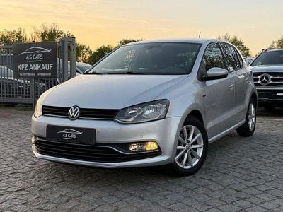 Usata VW Polo LOUNGE 75 CV (55 kW) 2016 Argento Berlina