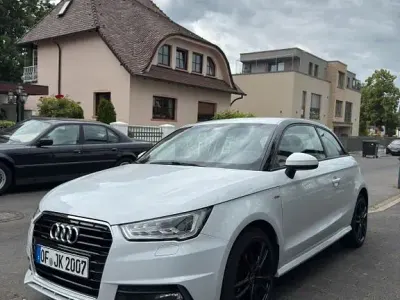 Gebraucht Audi A1 S-Line 95 PS (69 kW) 2015 Weiß Kleinwagen