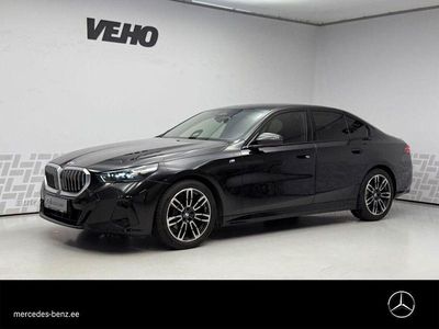 Schwarz Gebraucht 2023 BMW 520 M Sport Limousine | 50.900 €