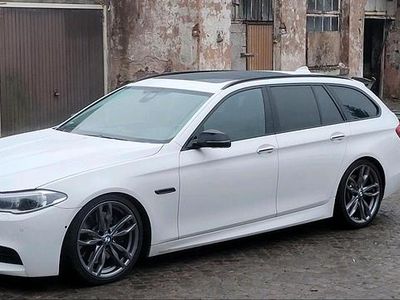 Gebraucht BMW 550 381 PS (280 kW) 2016 Weiß Kombi