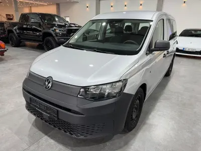 Second-hand VW Caddy 102 CP (75 kW) 2023 Argintiu Monovolum