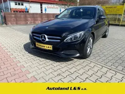 Second-hand Mercedes C180 Avantgarde 156 CP (114 kW) 2016 Negru Break
