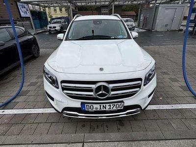 Mercedes GLB200
