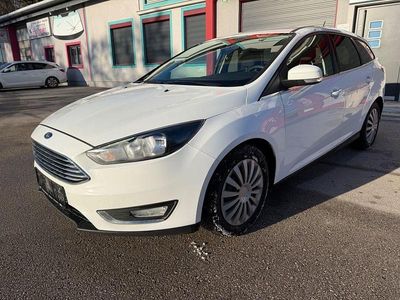 Gebraucht Ford Focus Titanium 120 PS (88 kW) 2018 Weiß Limousine