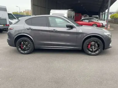Brugt Alfa Romeo Stelvio Quadrifoglio 510 HK (375 kW) 2023 Grå SUV