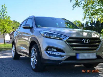Gebraucht Hyundai Tucson Intro Edition 132 PS (97 kW) 2016 Beige SUV