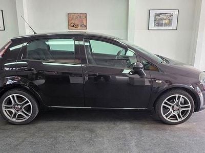 Gebraucht Fiat Punto Evo Racing 105 PS (77 kW) 2010 Schwarz Kleinwagen
