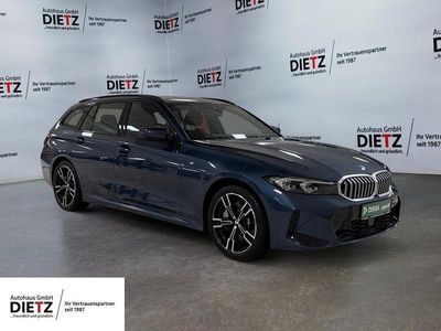 Blau Gebraucht 2024 BMW 330 M Sport Kombi | 37.880 € (Guter Preis)