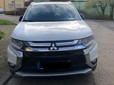 Gebraucht Mitsubishi Outlander 2016 Weiß SUV