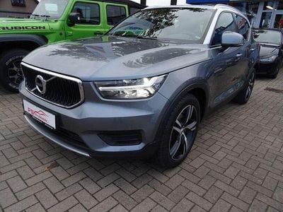 Grau Gebraucht 2019 Volvo XC40 Momentum SUV | 22.470 € (Fairer Preis)